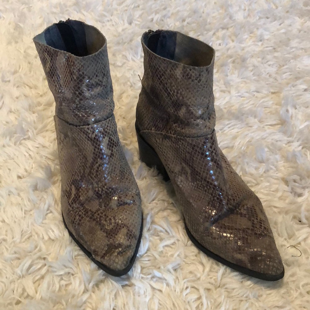 Topshop Snakeskin Boots Sz 38